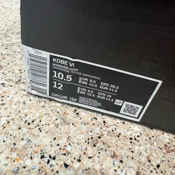 Nike Women's Pink and Lavender Athletic Shoes - Picture 5 of 6